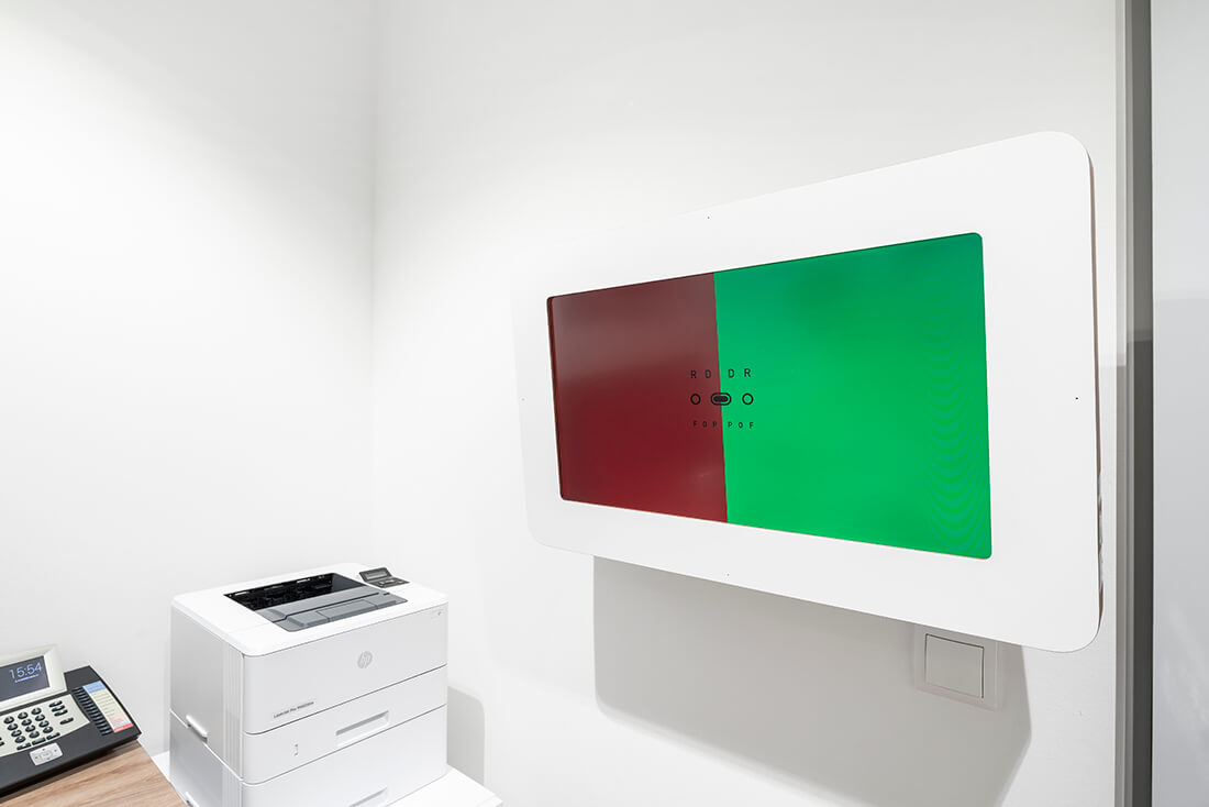 Augenarzt Kriftel - Kehrein - Praxis Bildschirm